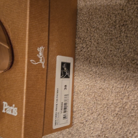 Gently worn CL heels - Picture 3 of 13